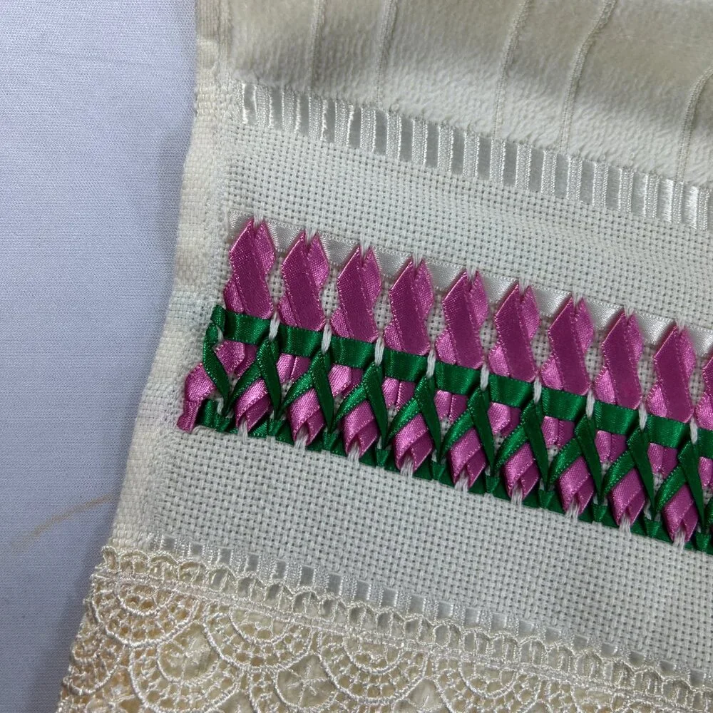 Dohler Ivory Hand Towel Crochet Hem Embellished Pink Green Ribbon 18
